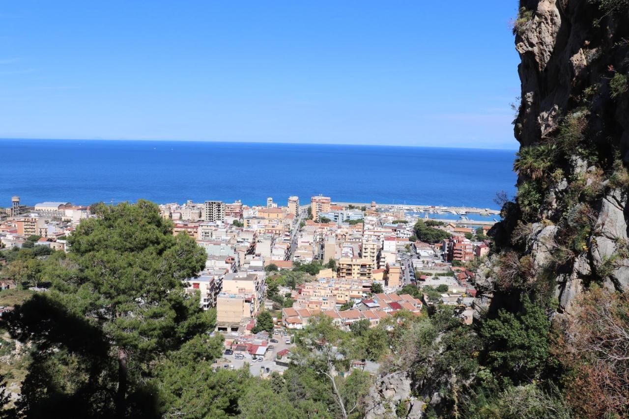 Casa De Paoli - Vista Mare Arenella, Palermo Con Parcheggio Privato Exterior foto